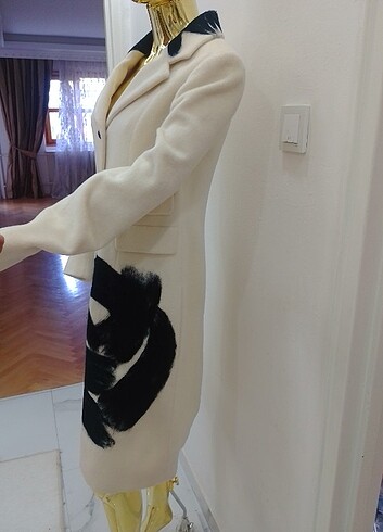Moschino #moschino#safyun#palto#kaban#siyah#krem