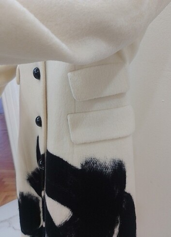 s Beden beyaz Renk #moschino#safyun#palto#kaban#siyah#krem