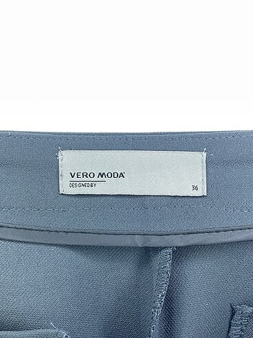 36 Beden gri Renk Vero Moda Kumaş Pantolon %70 İndirimli.