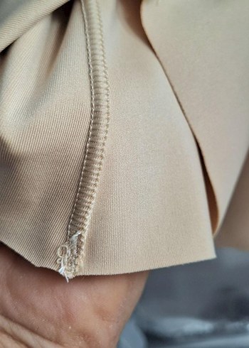 xl Beden Lazer Kesim Dikişsiz Ağlı Şort Korse