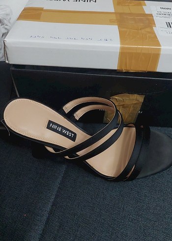 #NineWest Kadın Siyah Topuklu Terlik