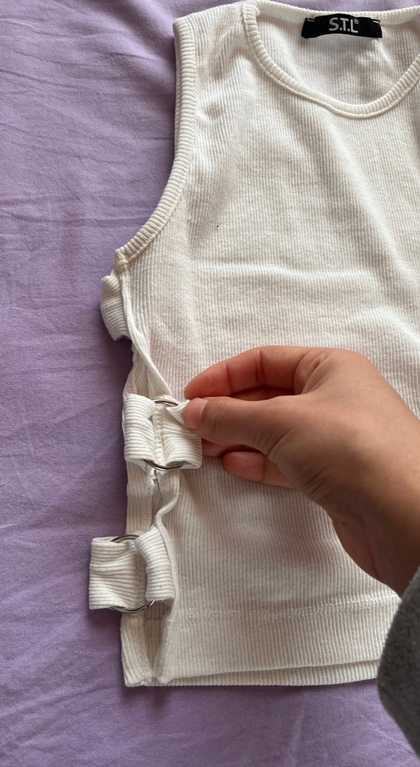 Beyaz Kolsuz Basic Kadın Atlet - Görsel 2