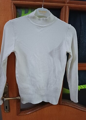 Krem rengi yarım boğazlı triko kazak  - Görsel 3