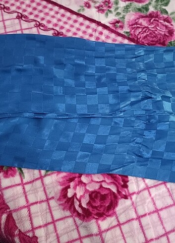 Indigo renk dama desenli şal - Görsel 3