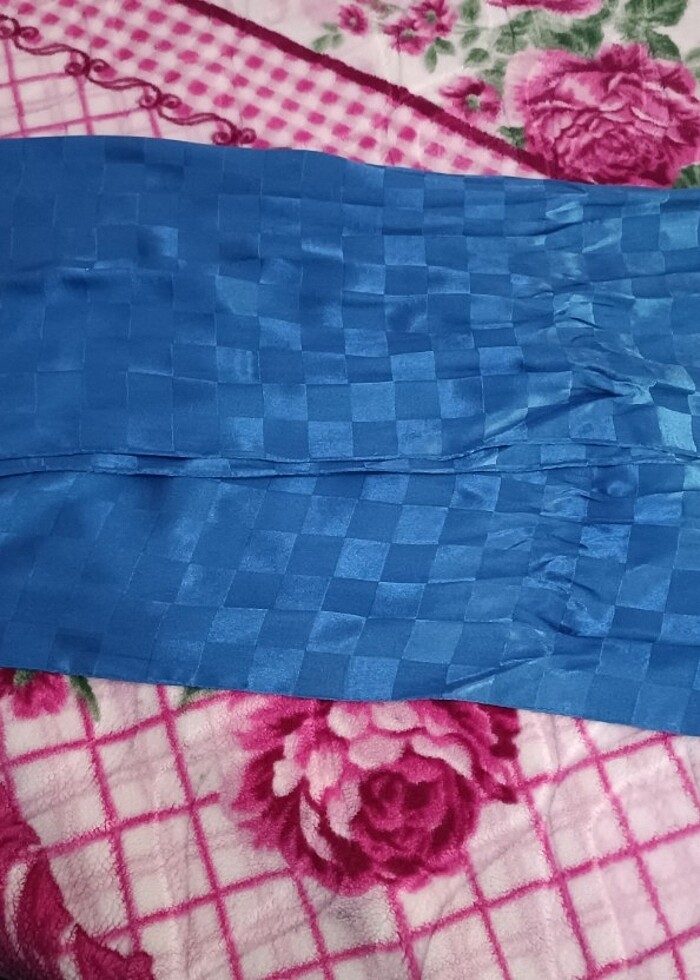 Indigo renk dama desenli şal - Görsel 3