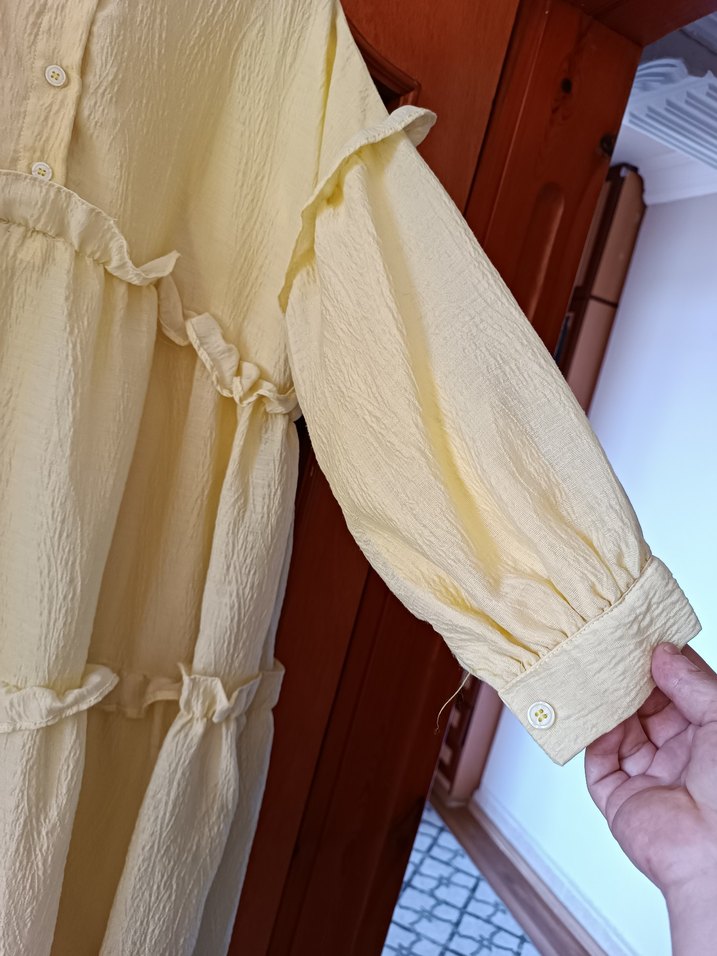 Sarı fırfırli astarlı elbisi - Görsel 3