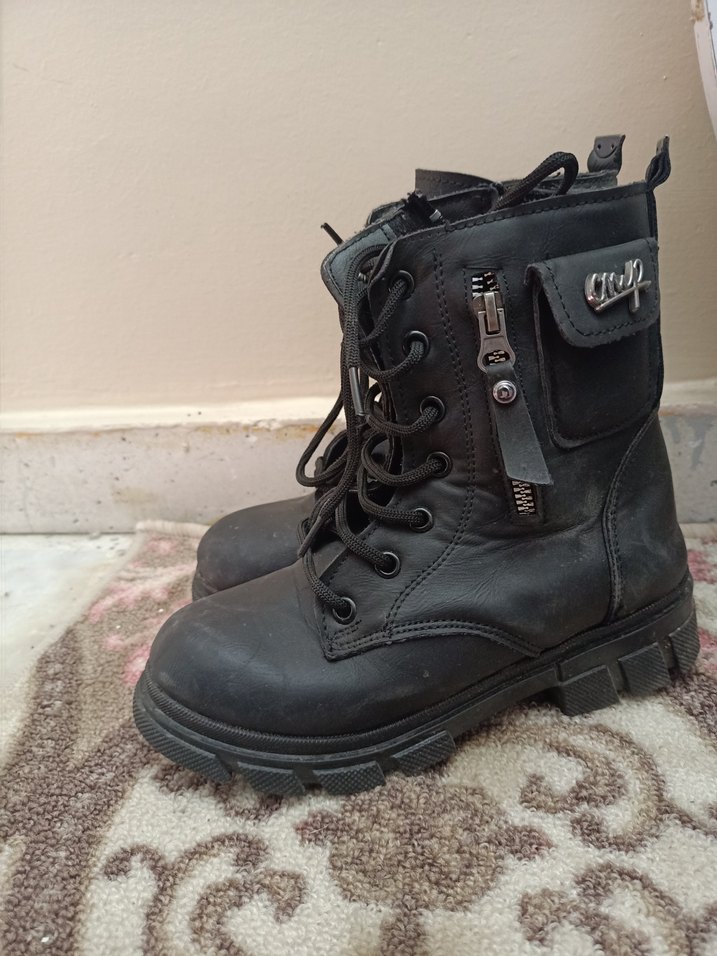 Siyah Rugan Bağcıklı  Bot - Görsel 2