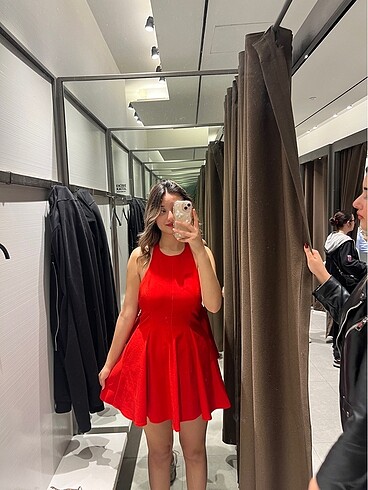 zara mezuniyet elbisesi