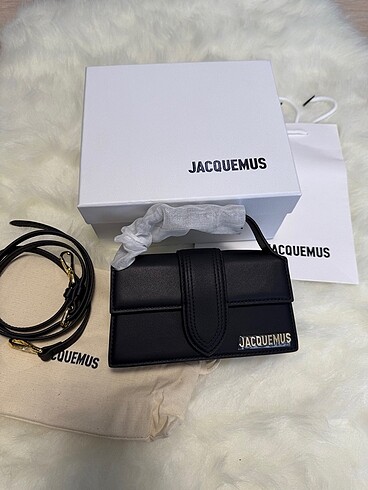 JACQUEMUS çanta