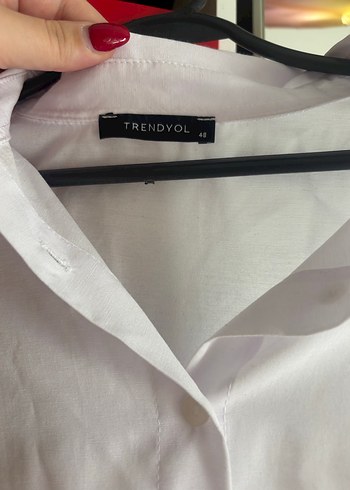 Trendyol & Milla Beyaz Düğmeli Gömlek BÜYÜK BEDEN