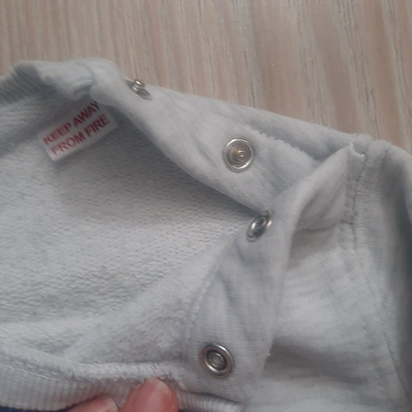 Çocuk Gri  Sweatshirt. 3-4 yaş - Görsel 3