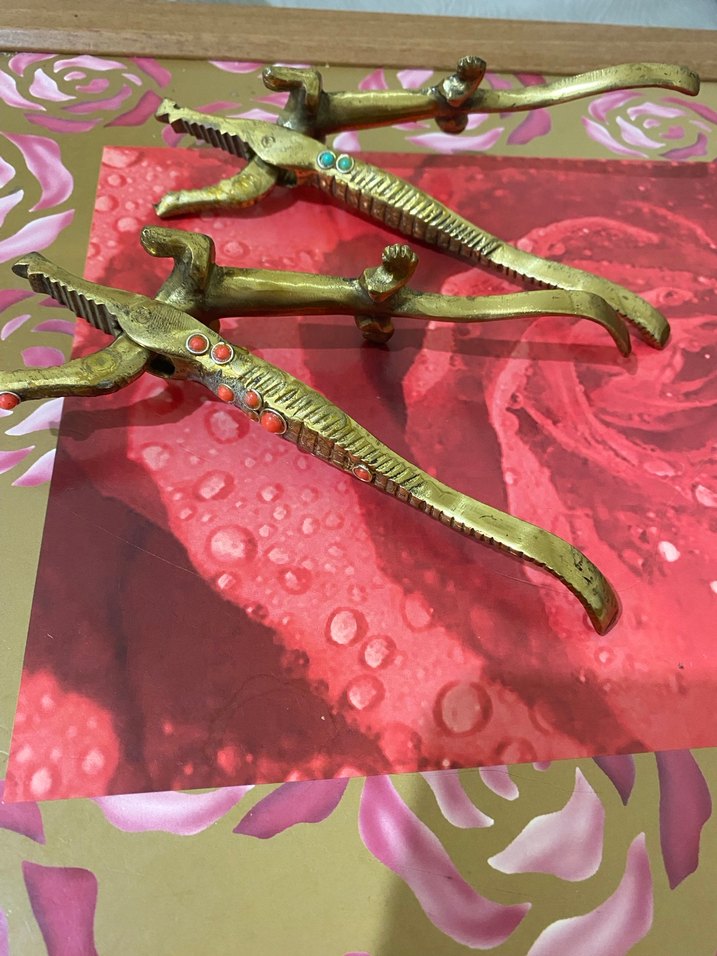 Renkli Taşlı Altın Timsah fındık kırma aparatları - Görsel 2