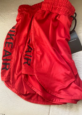 Parlak Kırmızı Mini şort - Görsel 3