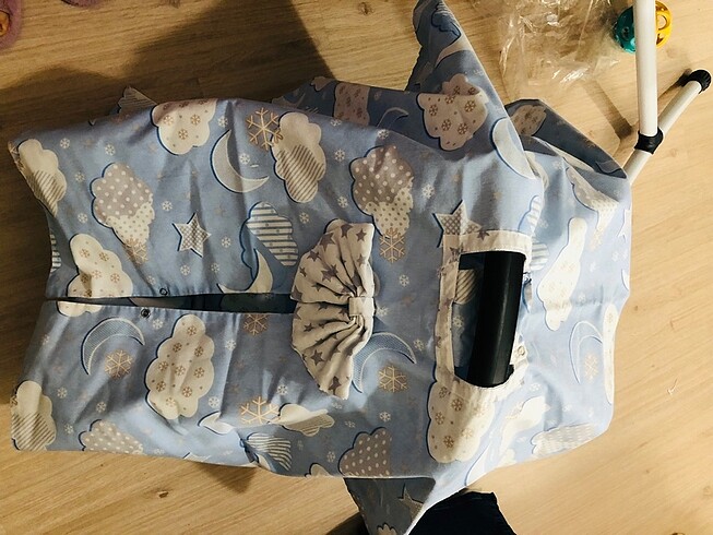 Kraft Puset örtüsü ve minderi
