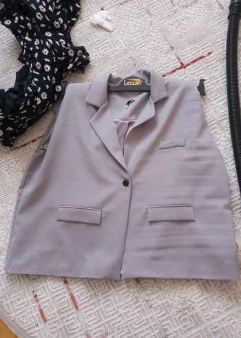 Gri blazer yelek