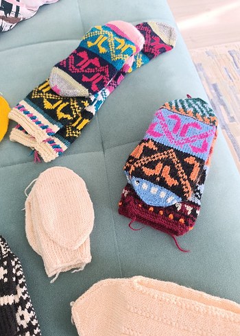 Renkli El Örgüsü Çoraplar çeyiz seti patik - Görsel 2