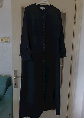 Siyah Uzun püskül detay ferace şık - Görsel 3