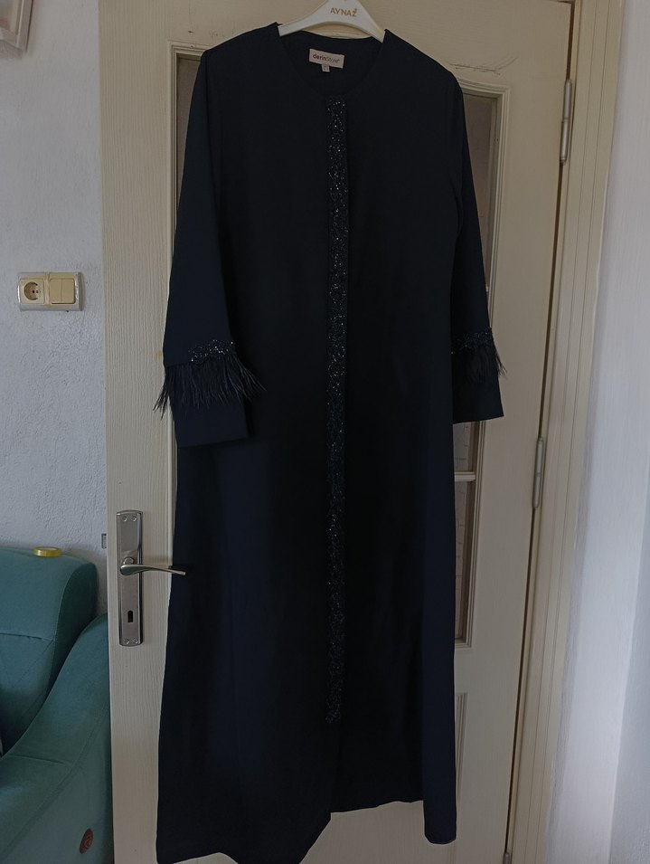 Siyah Uzun püskül detay ferace şık - Görsel 3