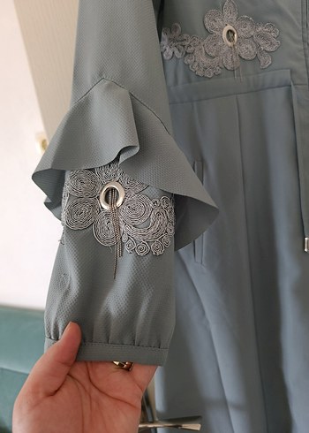 Gri Nakışlı Uzun Kadın Elbise pardüse şu yeşili - Görsel 3