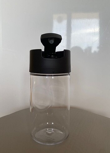  Beden Tupperware 600ml yağdanlık sıfır poşetinde 