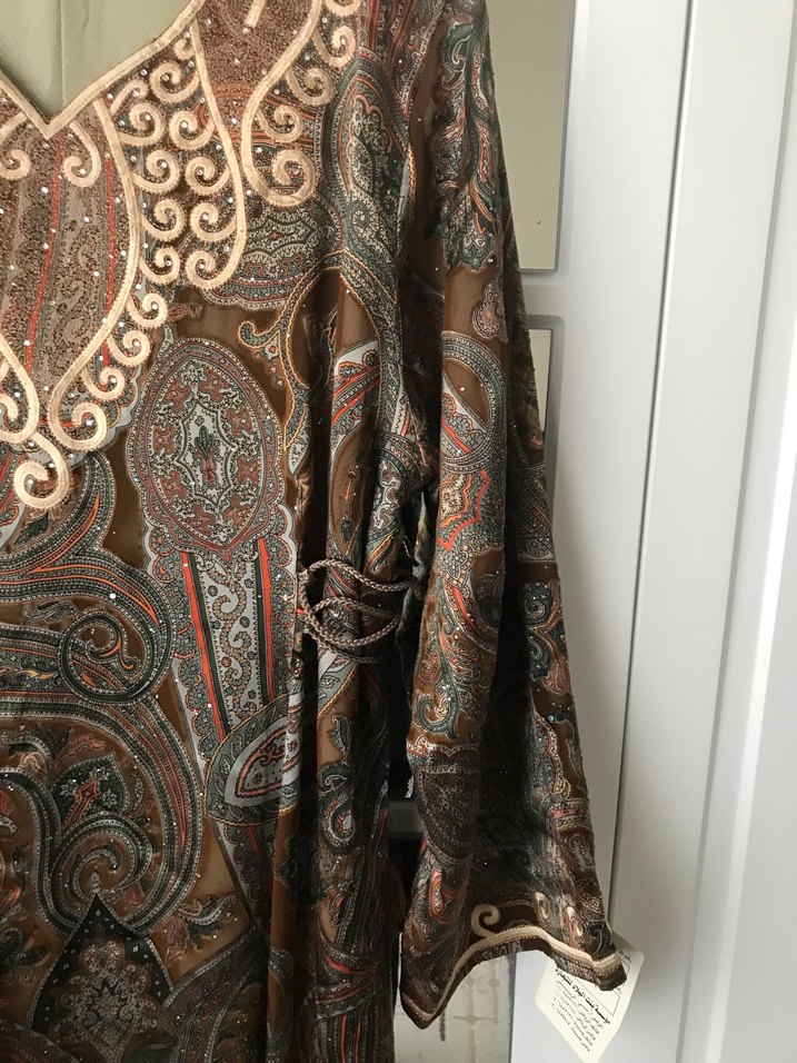 Uzun Kahverengi Nakışlı Bohem Elbise - Görsel 3