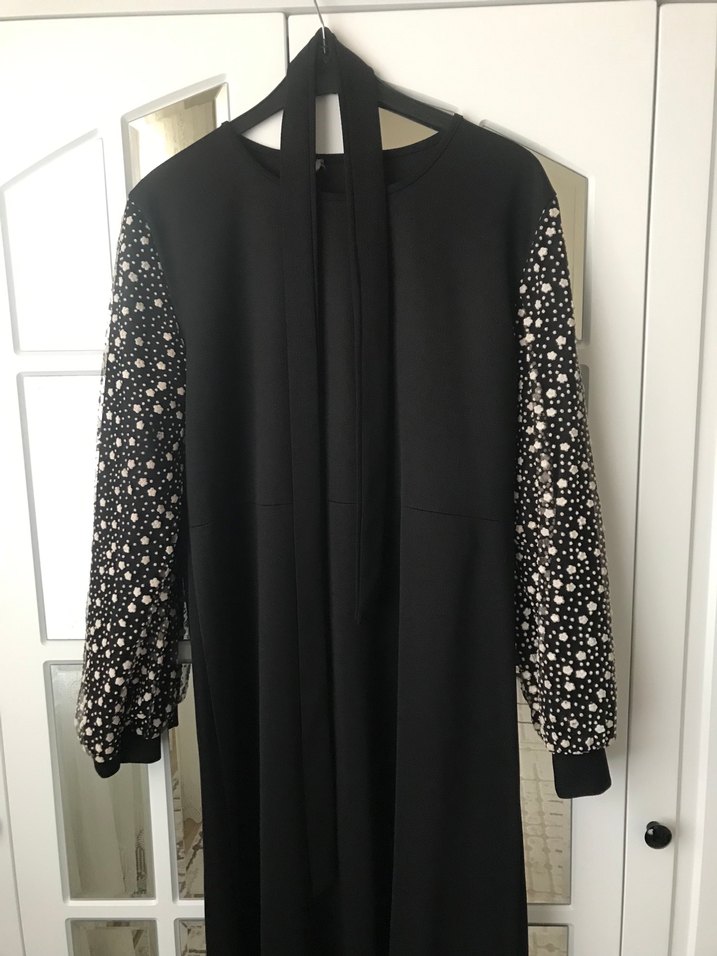 Uzun Siyah Gotik Elbise - Görsel 2