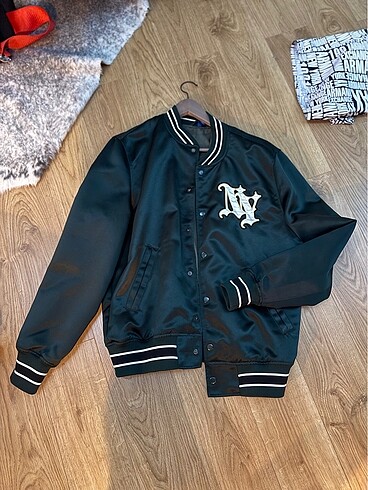 H&M bulunamayan nadir bi ceket