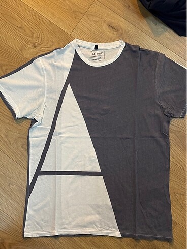 armani tshirt