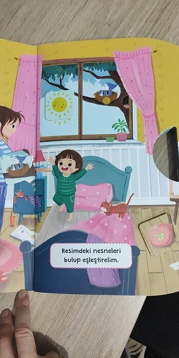  Beden Bebeğimle bir gün cırtcirtli kitap