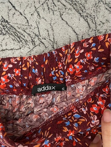 Addax addax cicekli etek