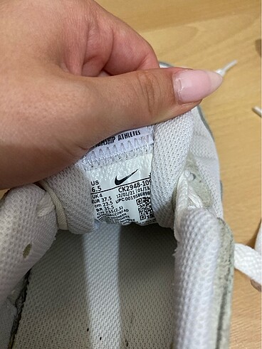 37,5 Beden nike ayakkabi