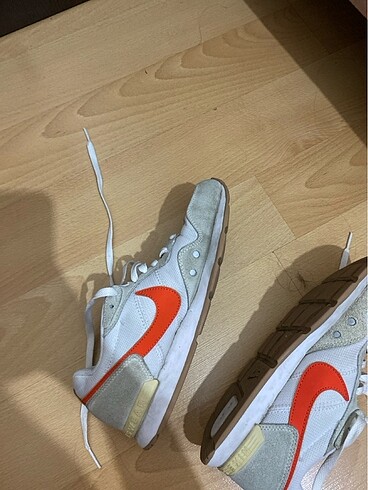 37,5 Beden çeşitli Renk nike ayakkabi