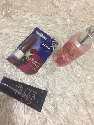 diğer Beden çeşitli Renk Avon bb krem 