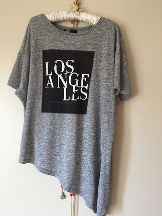 Yazılı tshirt 