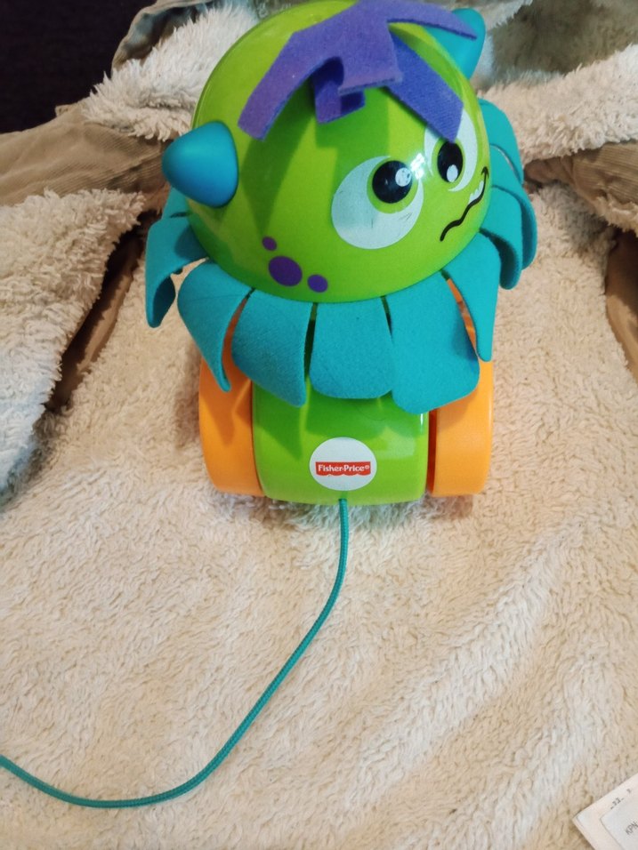 erkek çocuk mont ve oyuncaklar - Görsel 4