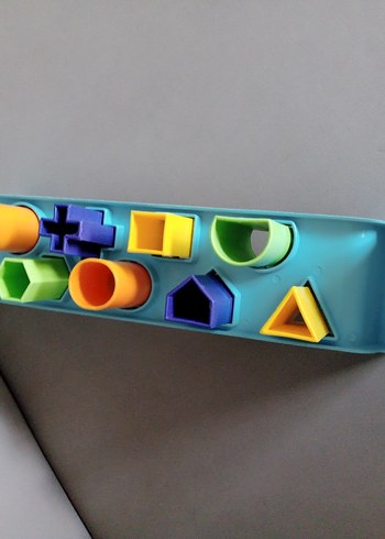 Renkli İki Oyuncak Kamyon Seti - Görsel 2