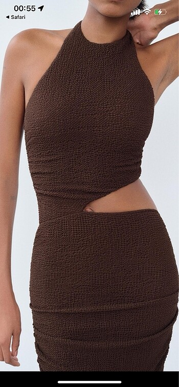 Zara Dokulu cut out elbise