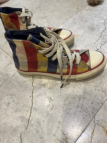 37,5 Beden çeşitli Renk Converse