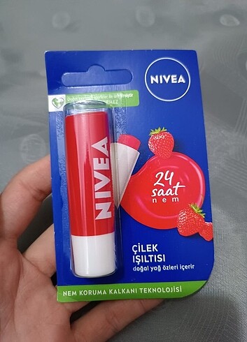 Nivea Nivea dudak nemlendirici sıfır çilekli