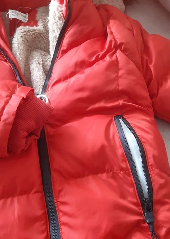 Erkek Çocuk Kırmızı Kürklü Mont - Görsel 4