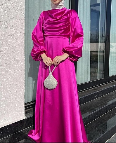 Pembe abiye