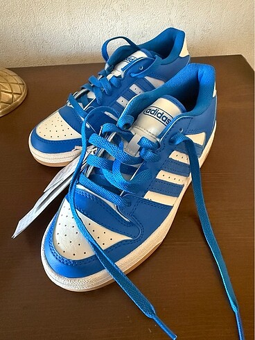 Adidas ayakkabı