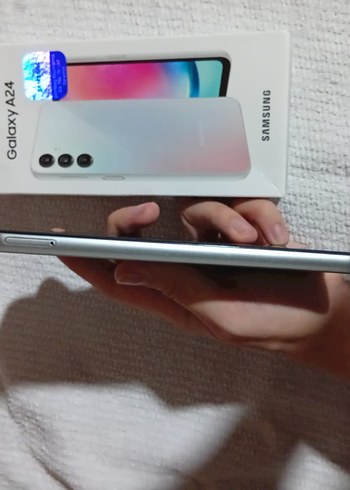 Samsung Galaxy A24 Beyaz Android Telefon - Görsel 4