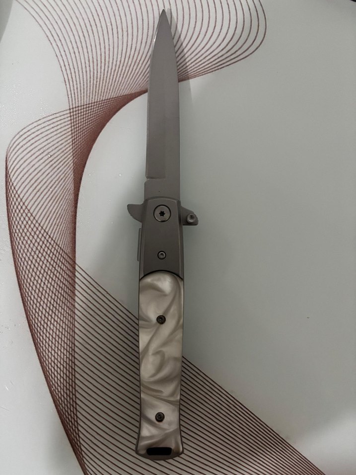 Gri-Beyaz Katlanabilir Çakı - Görsel 2