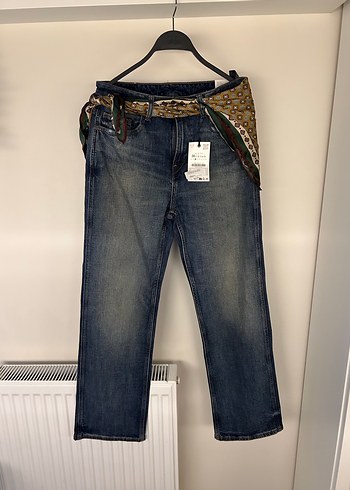 Kemer Detaylı Bol Kesim Kadın Kot Pantolon - Görsel 3