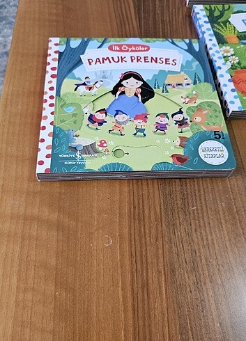 Beden Renk Hareketli Kitap Seti