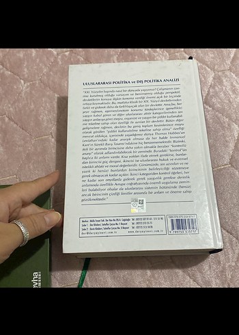 Uluslararası Politika ve Dış Politika Analizi Kitabı
