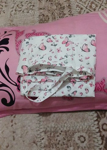 tertemiz cıtcırtli Pembe Pastel kelebek Desenli emzirme önlüğü - Görsel 3