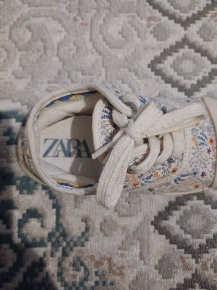 ZARA Kız Çocuk Bağcıklı Çiçek Desenli Sneaker - Görsel 4