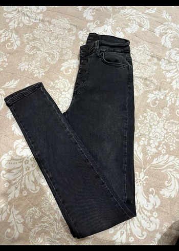 Düğmeli Siyah Kadın Jean Pantolon